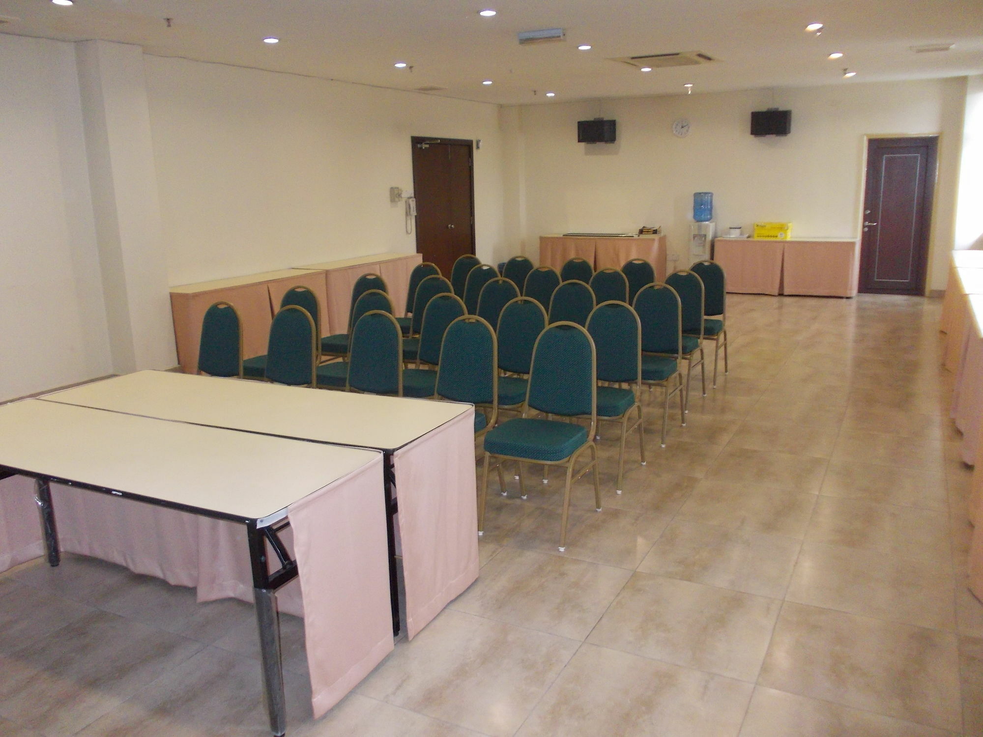 Hotel Sri Sutra - Bandar Sri Damansara Sungai Buloh Extérieur photo